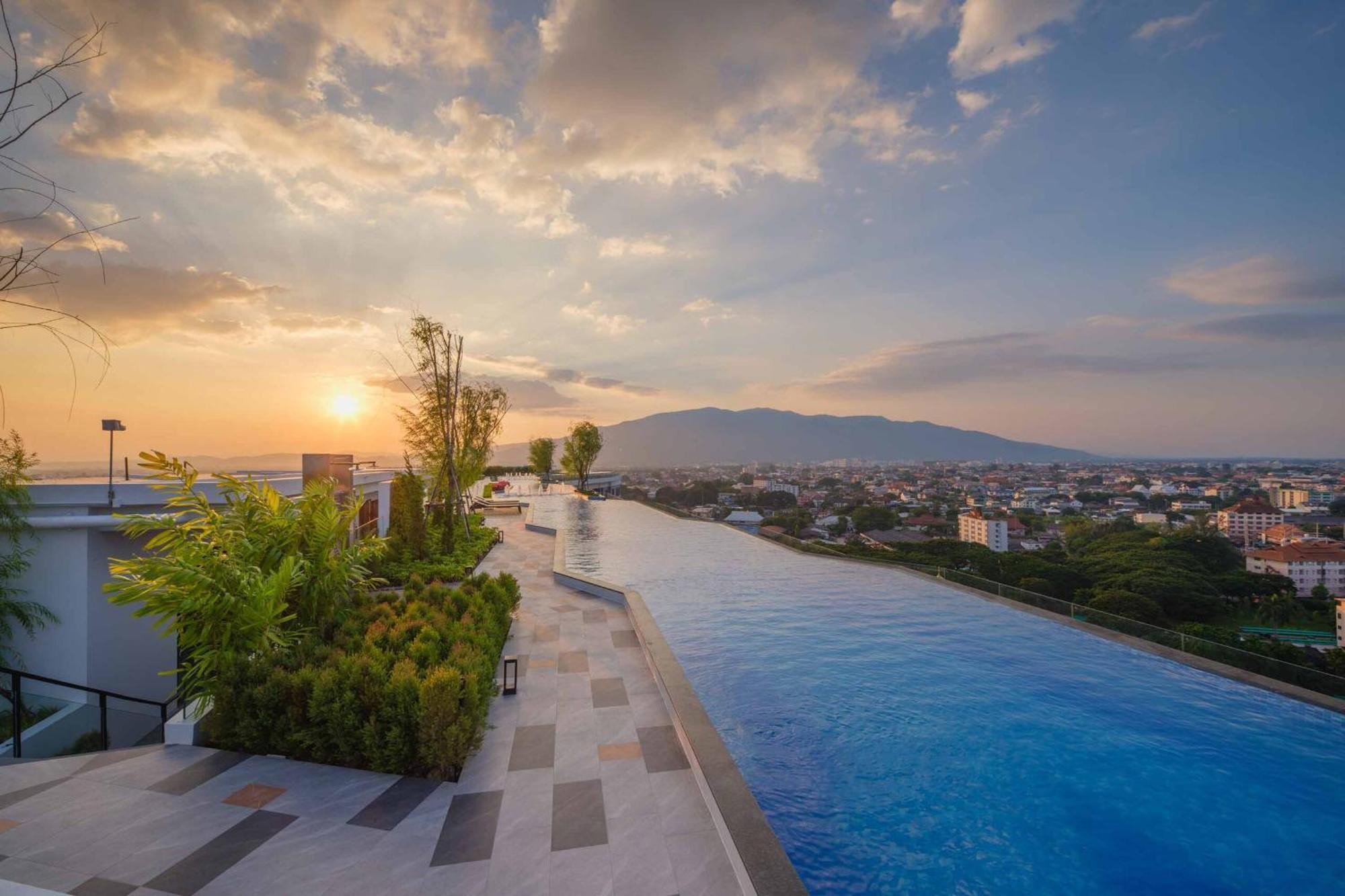 Luxury Condo Astra Sky River Condo 清邁 外观 照片