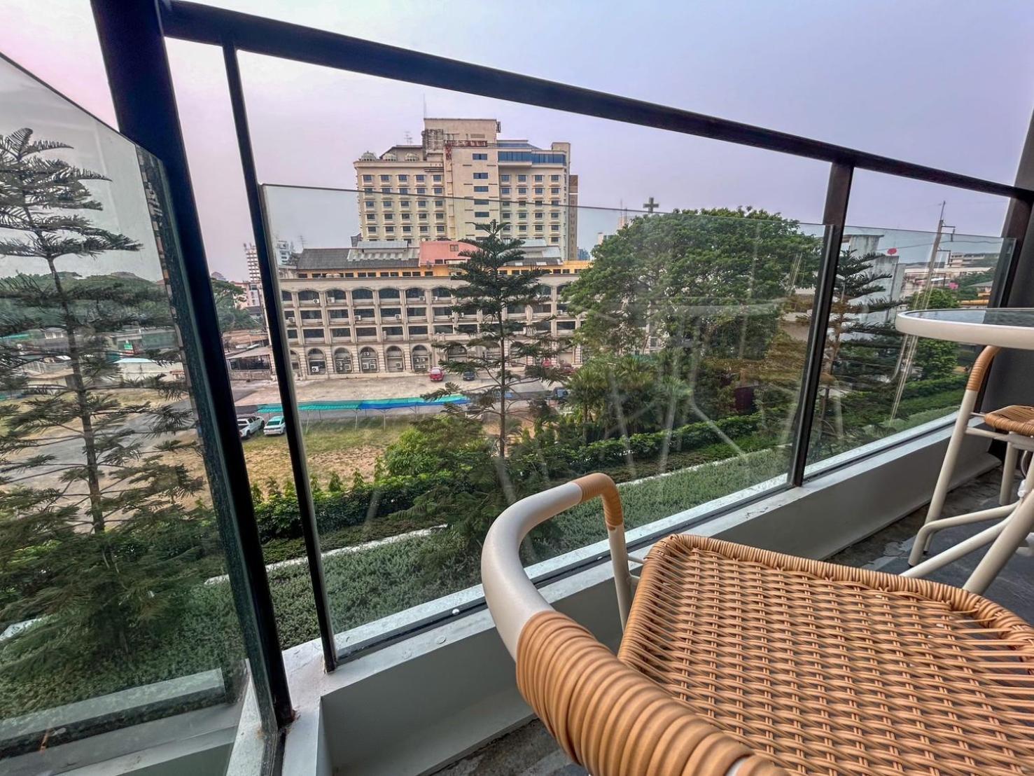 Luxury Condo Astra Sky River Condo 清邁 外观 照片
